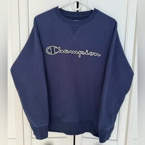 Champion medium in perfect condition.